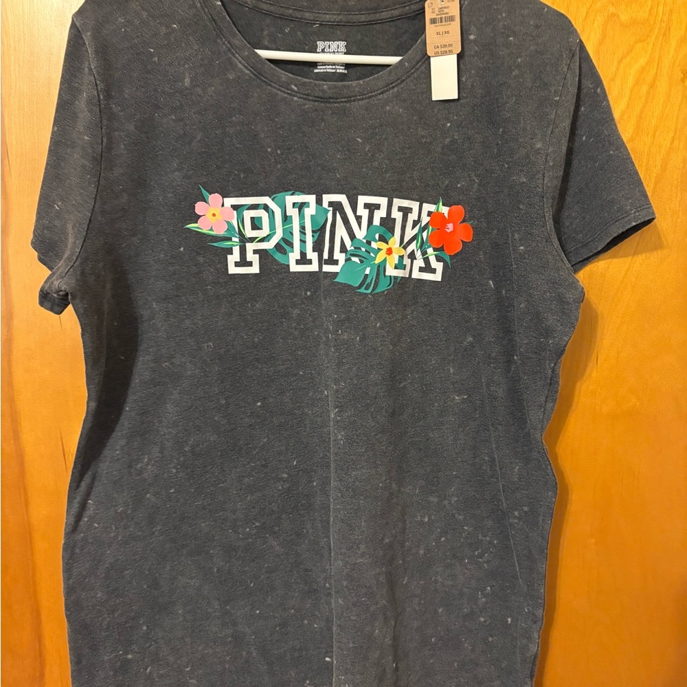 PINK Victoria's Secret Tee (SOLD)
